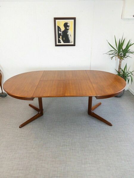 Cj Rosengaarden, Mid Century Danish Teak Extending Circular Dining Table Round
