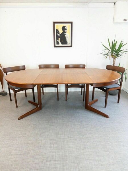 Cj Rosengaarden, Mid Century Danish Teak Extending Circular Dining Table Round
