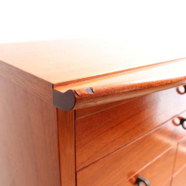Post Modern Teak Tall Curved Drawer Cabinet By Umberto Agnago For Giorgetti, Italian Designer Furniture, 80s High End Jewellery Storage